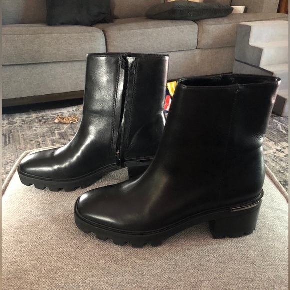 Nine West Remmie Boot - Picture 3 of 3